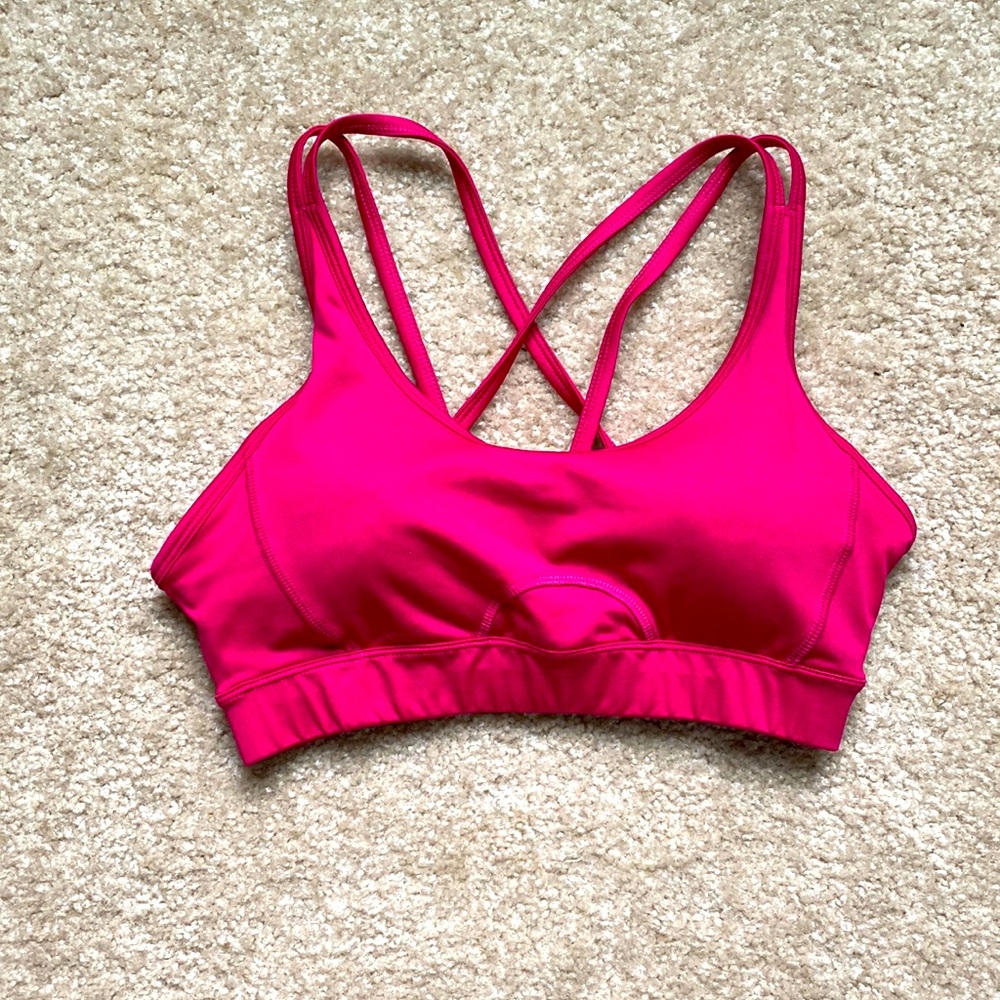 Activ8 Bra in Pink. Size M.